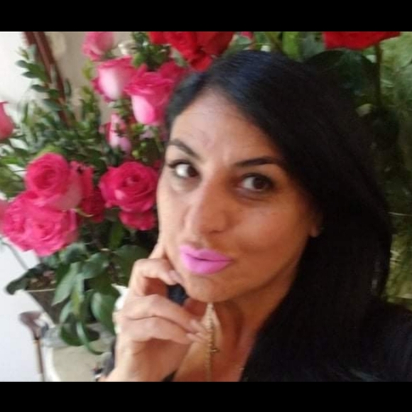 My Live Listing 🌹🌹🌹 - Picture 9 of 10